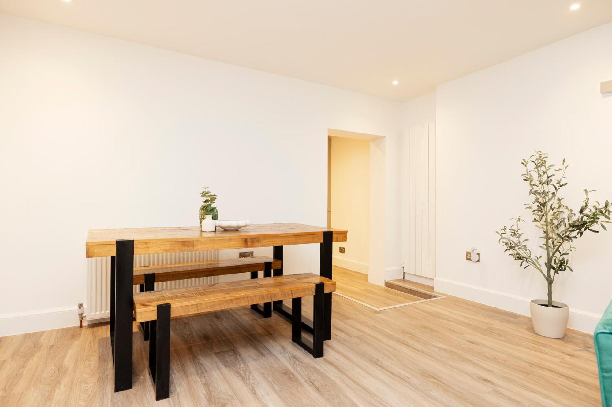 Joivy 3Br Flat In Haymarket With Free Parking Edimburgo Exterior foto
